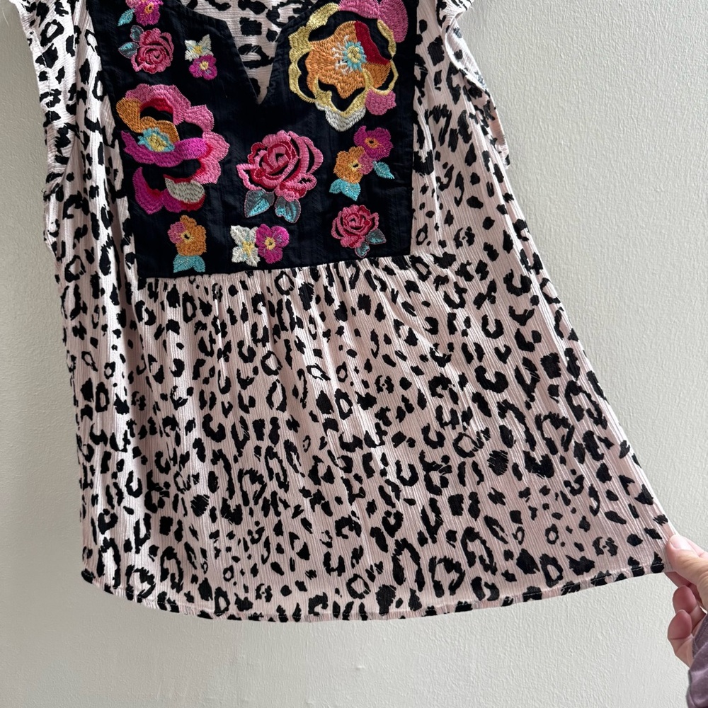 Savanna Jane Boho Leopard Floral Embroidered Flowy Blouse Large - Picture 3 of 7